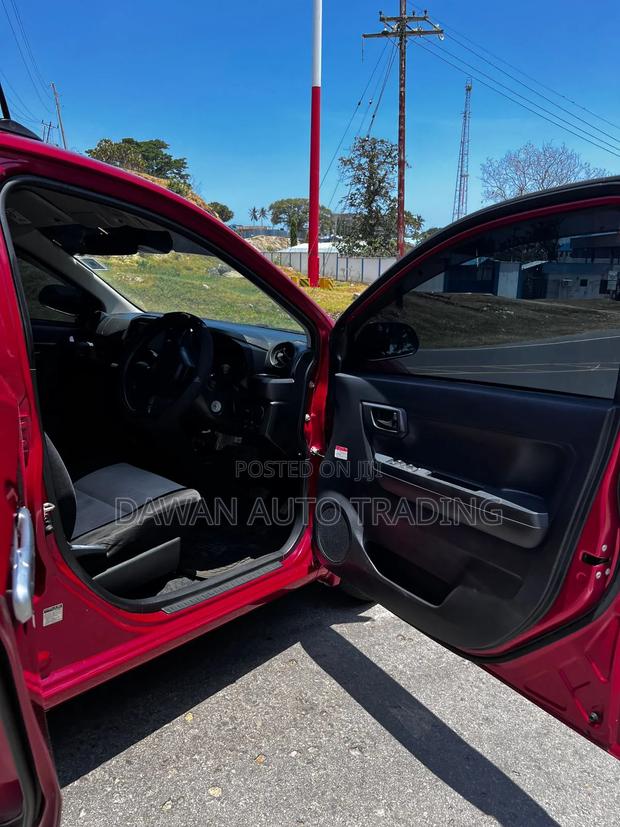 Daihatsu Mira 2018 Red