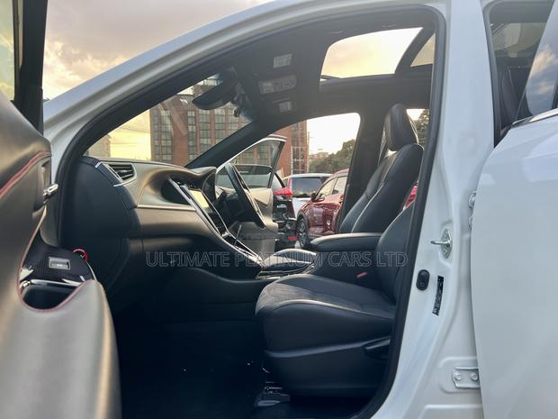 Toyota Harrier 2.0 Turbo 2017 White