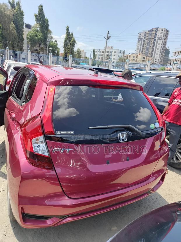 Honda Fit 2017 Pink