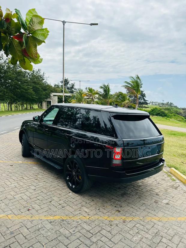 Land Rover Range Rover Vogue 2016 Gray