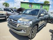 Toyota Land Cruiser 2018 Green for sale