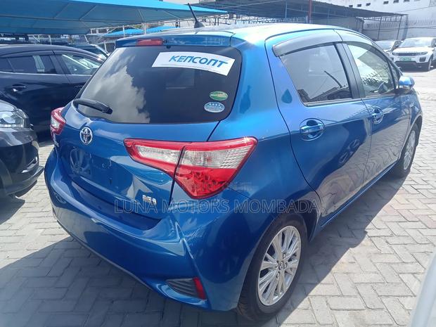 Toyota Vitz 2017 Blue