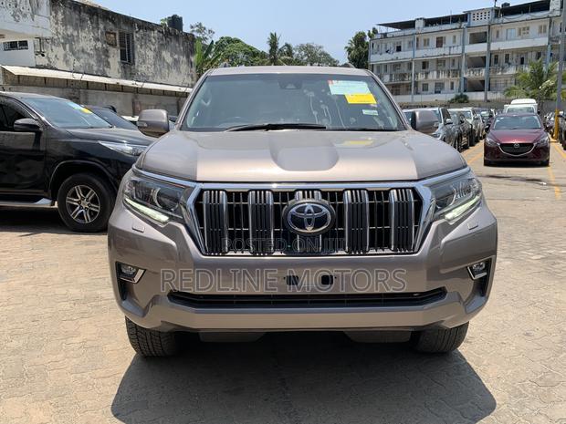 Toyota Land Cruiser Prado 2.8 2018 Gold