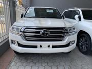 Toyota Land Cruiser 4.6 V8 ZX 2017 White for sale