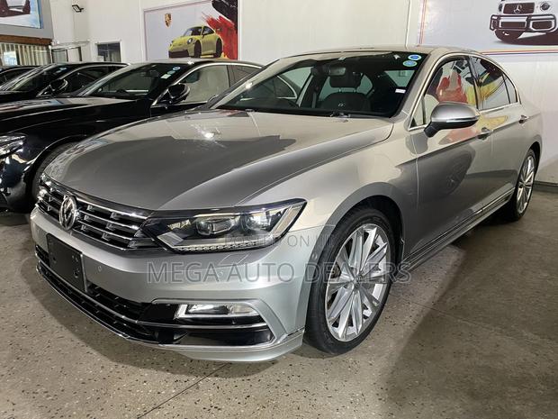 Volkswagen Passat 2018 Silver