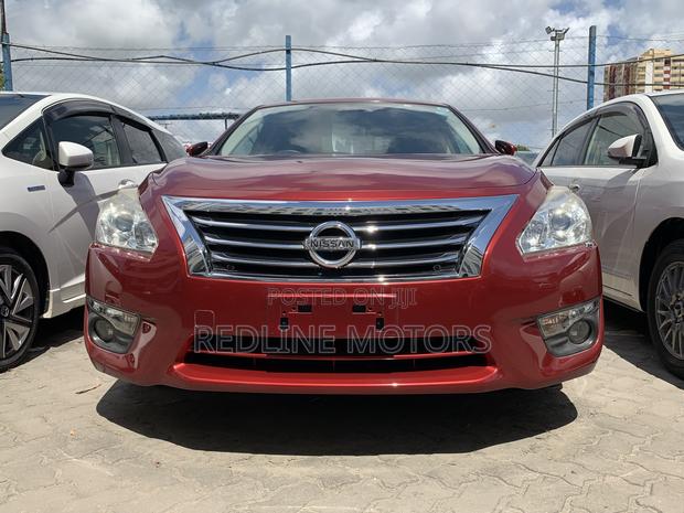 Nissan Teana 2017 Red