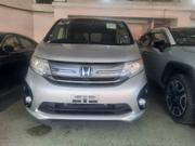 Honda Stepwgn 2017 Silver for sale