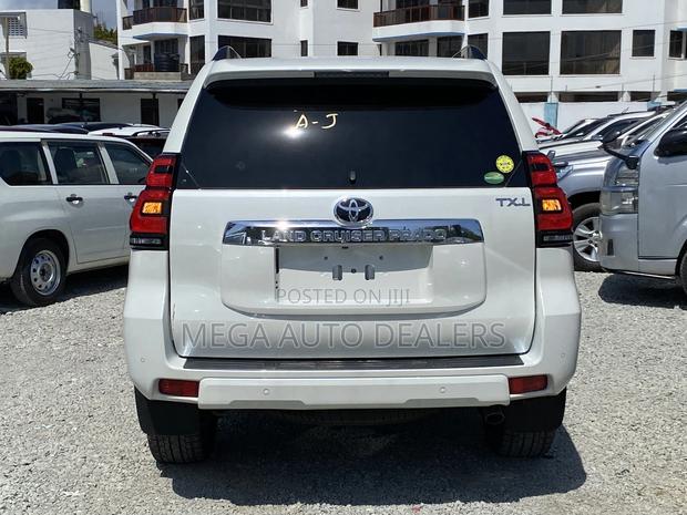Toyota Land Cruiser Prado 2020 White