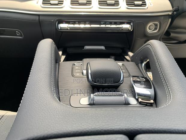 Mercedes-Benz GLE-Class GLE 400d 4MATIC 2020 Pearl