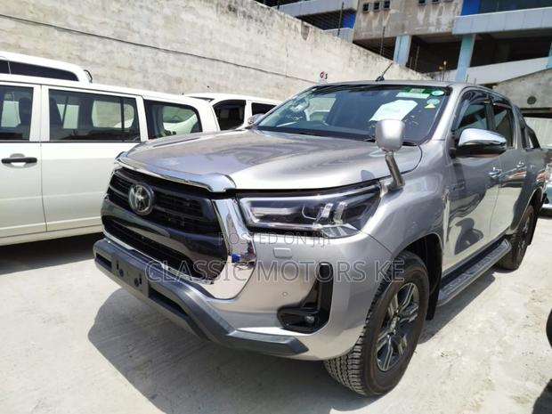 Toyota Hilux 2.4 Diesel 2020 Gray