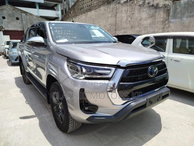 Toyota Hilux 2.4 Diesel 2020 Gray
