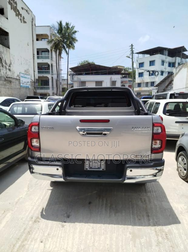 Toyota Hilux 2.4 Diesel 2020 Gray
