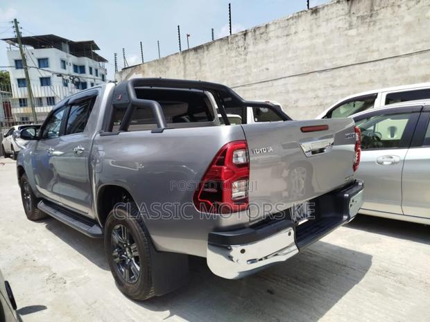 Toyota Hilux 2.4 Diesel 2020 Gray