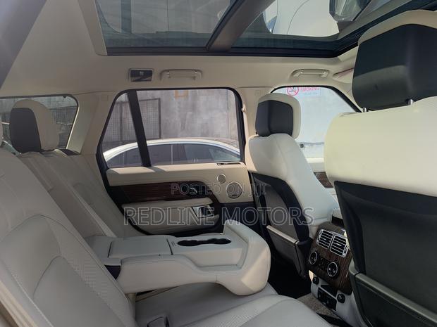 Land Rover Range Rover Vogue 2019 Gold