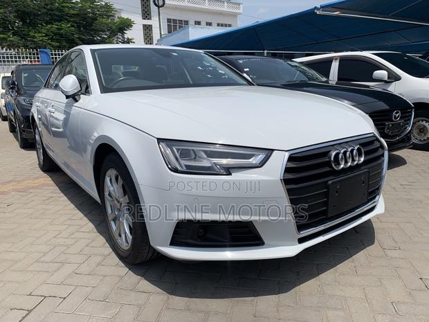 Audi A4 2.0T Premium FWD 2017 White