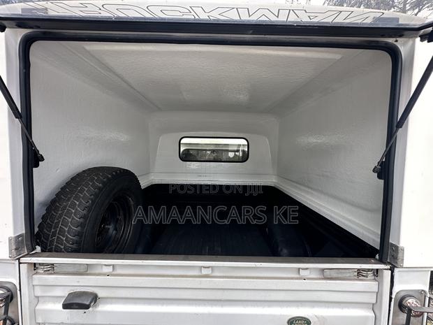 Land Rover Defender 2012 White