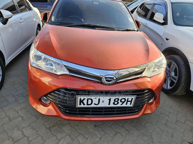 Toyota Corolla Fielder 2015 Orange