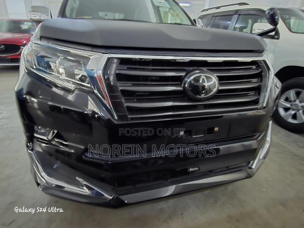 Toyota Land Cruiser Prado 2018 Matt Black