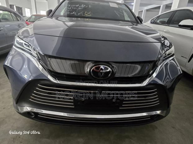 Toyota Harrier 2021 Blue