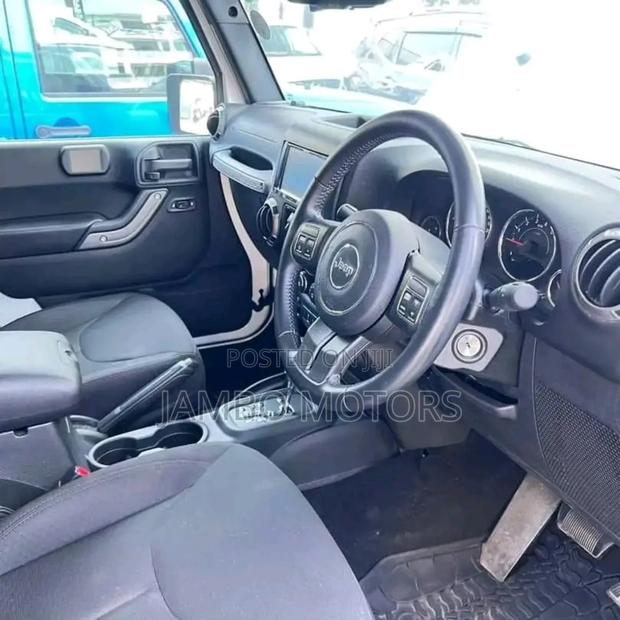 Jeep Wrangler Rubicon 4x4 2017 White