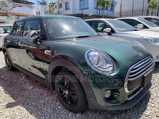 Mini Cooper 2017 Green