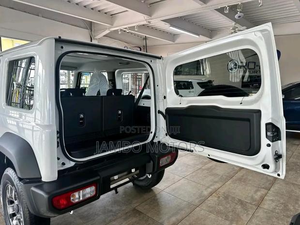 Suzuki Jimny 2019 White