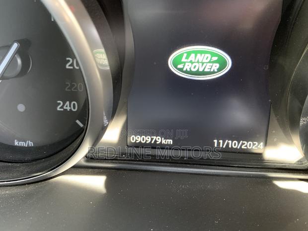 Land Rover Range Rover Evoque HSE 4x4 5-Door 2017 Gray