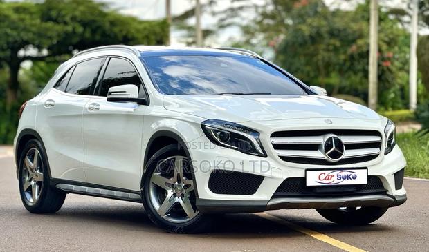 Mercedes-Benz GLA 250 2016 White