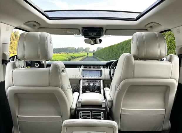 Land Rover Range Rover Vogue 2017 Blue