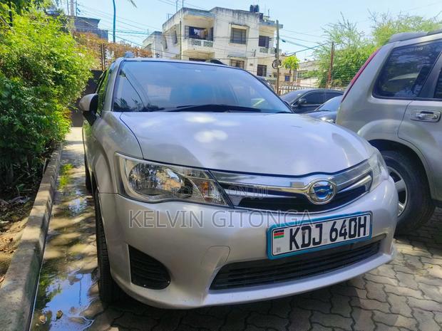 Toyota Corolla Fielder 2015 Silver