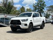 New Toyota Hilux 2024 White for sale