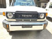 Toyota Land Cruiser 2018 Silver for sale