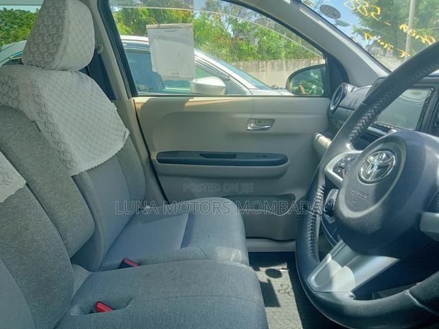 Toyota Passo 2017 Black