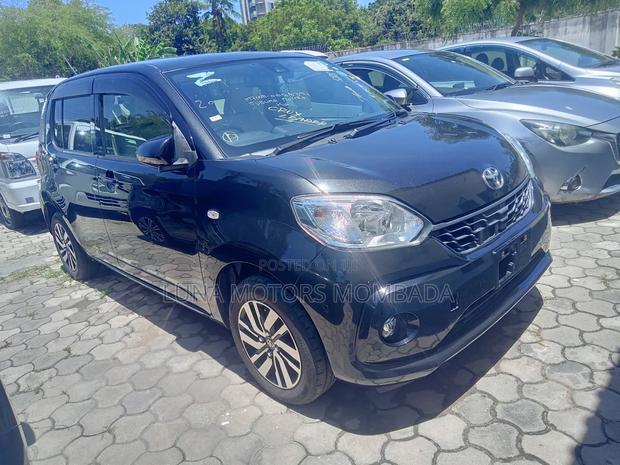 Toyota Passo 2017 Black