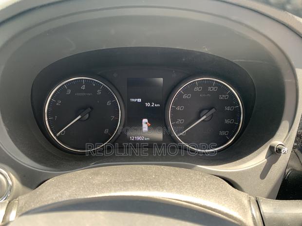 Mitsubishi Outlander ES FWD 2017 White