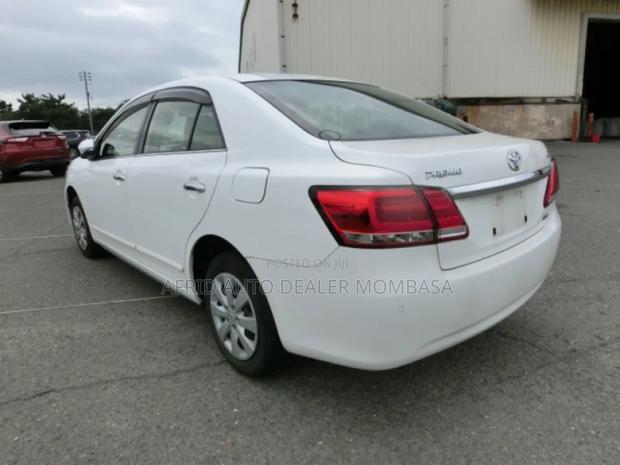 Toyota Premio 1.5 FWD 2017 White