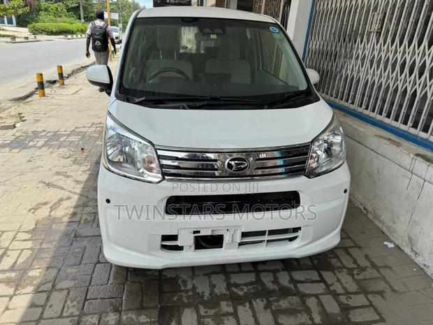 Daihatsu Move 2018 White