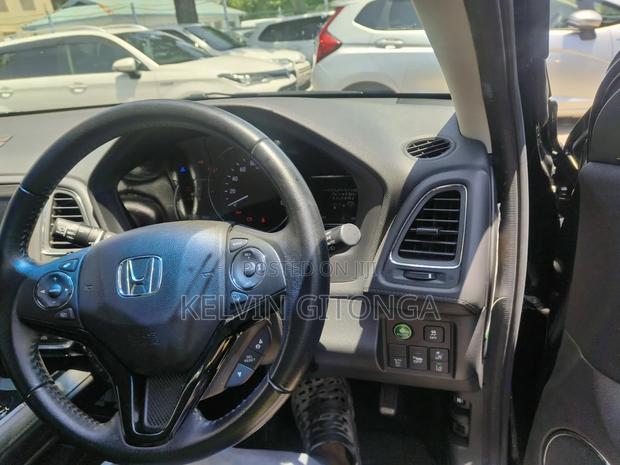 Honda Vezel 2017 Black