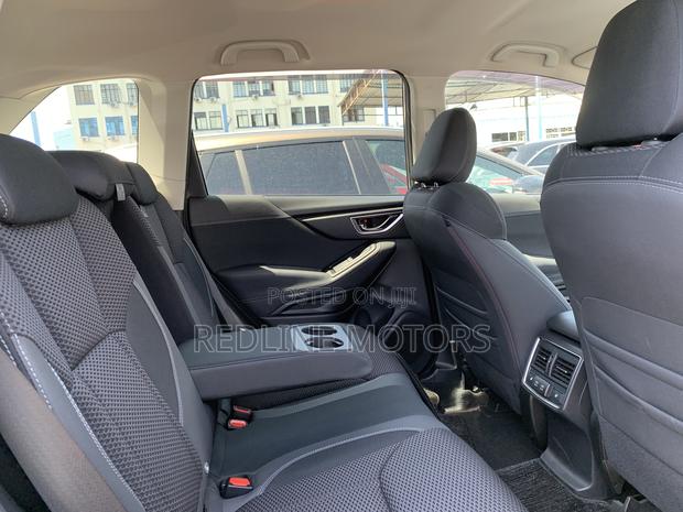 Subaru Forester 2.5i Limited AWD 2018 Gold