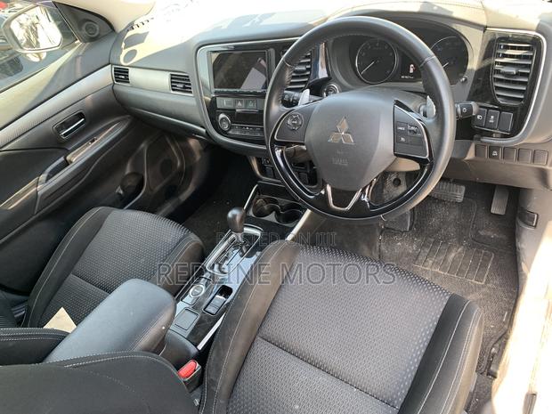 Mitsubishi Outlander SE AWC 2017 Silver
