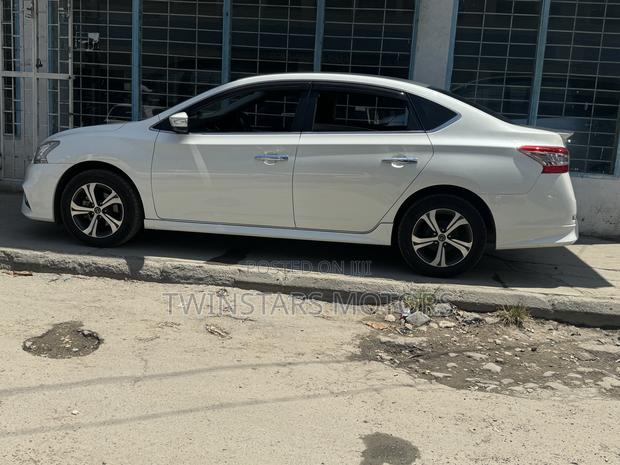 Nissan Bluebird 2018 White