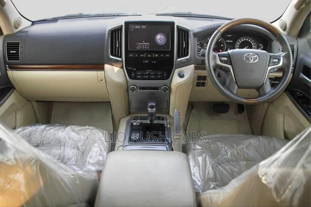 Toyota Land Cruiser 2023 Blue