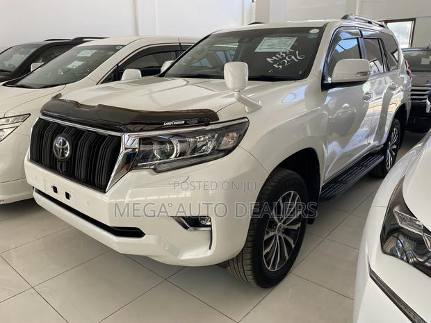 Toyota Land Cruiser Prado 2018 Pearl