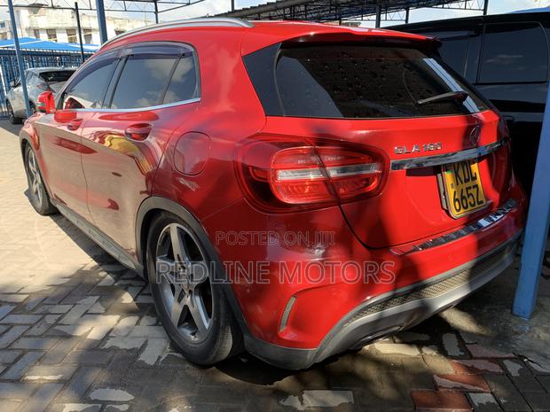 Mercedes-Benz GLA-Class 2017 Red
