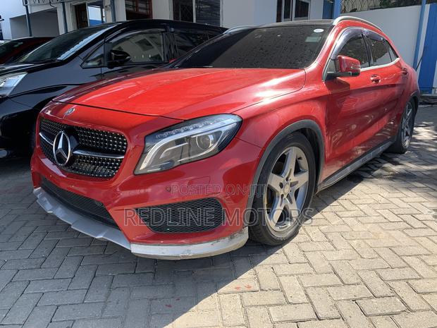 Mercedes-Benz GLA-Class 2017 Red