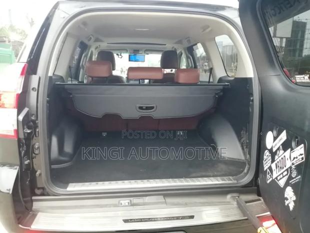Toyota Land Cruiser Prado 2.8 2017 Black