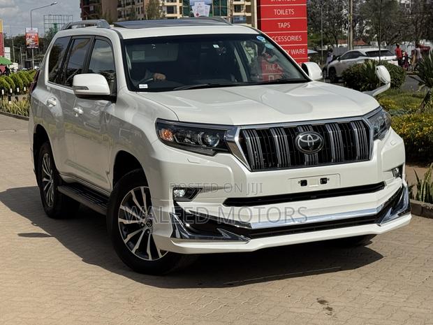 Toyota Land Cruiser Prado 2.8 2019 Pearl