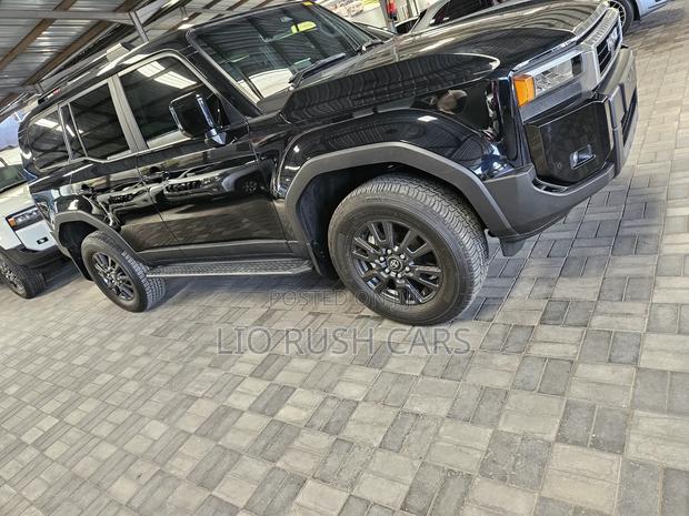 Toyota Land Cruiser 2018 Black