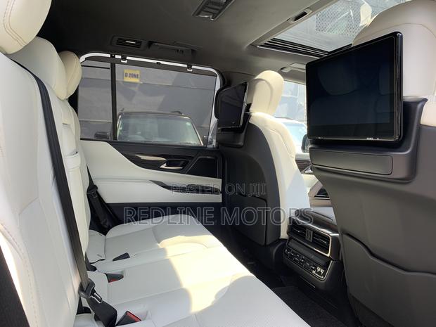 Lexus LX 2023 Black