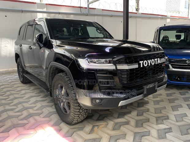 Toyota Land Cruiser 2021 Black